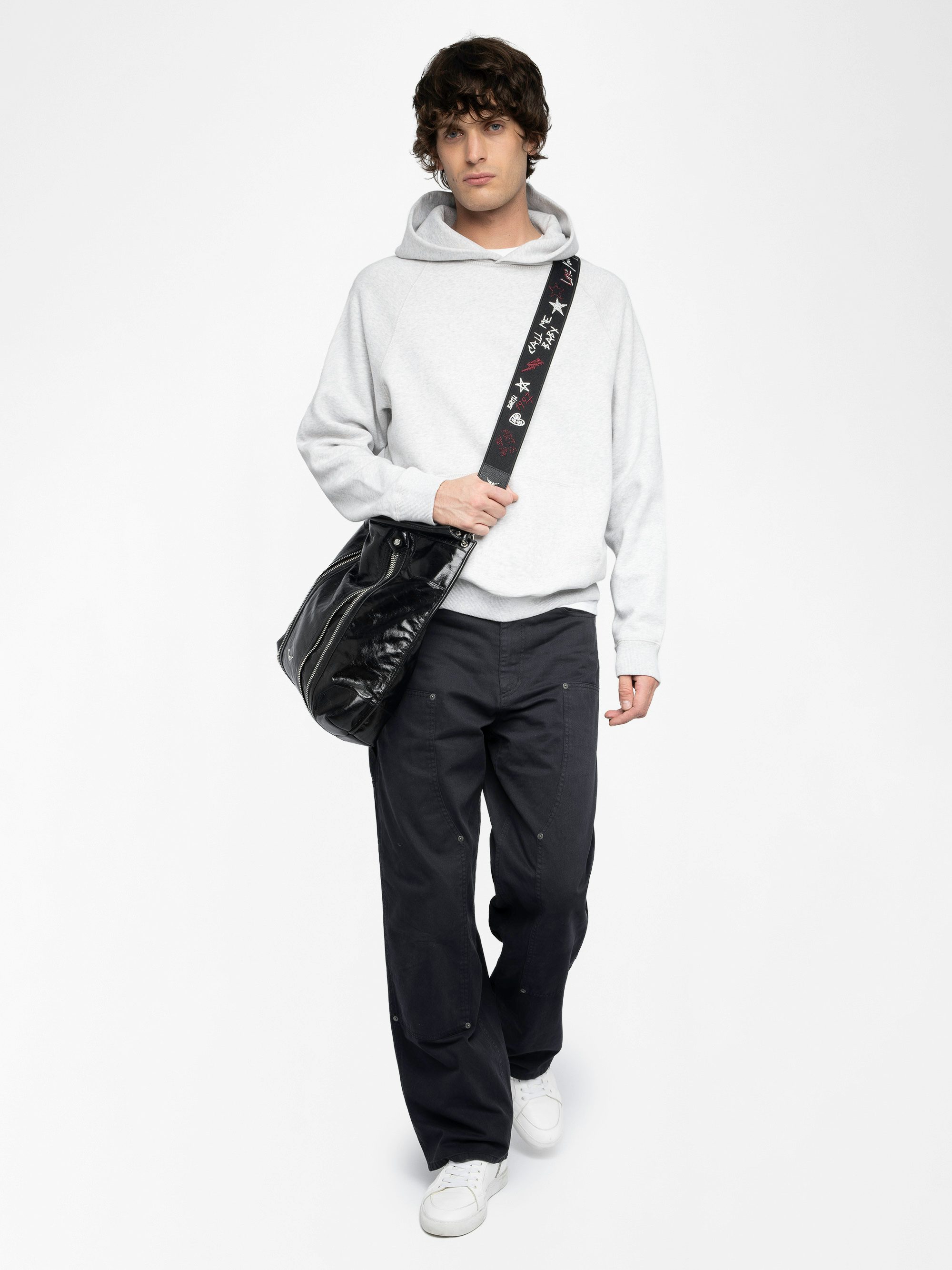 Georgio Sweatshirt - Hooded sweatshirt with raglan sleeves and embroidery on the back.